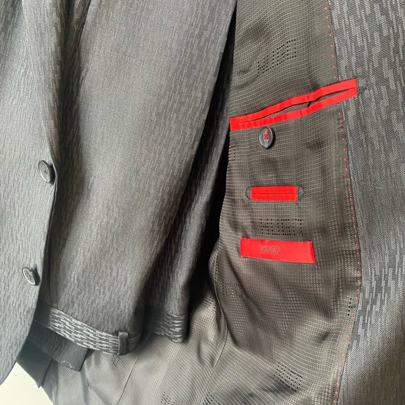 Hugo Boss Suit Jacket & Pant - Picture 4 of 7